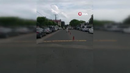 Download Video: Kimliğini evde unutan öğrencinin imdadına motorize polis ekipleri yetişti