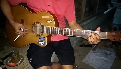 Nongkrong ngopi sambil gitaran