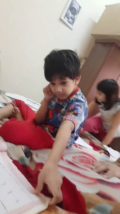 Trying to Read Pey | Flop Try of Saying Pay | Alif Bay Pe Prrho | ا ب پ پڑھنا | پ مشکل لگی کیا؟
