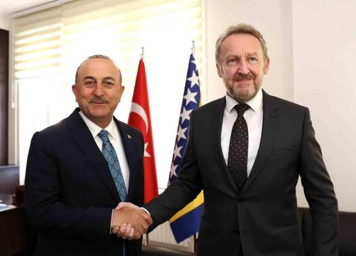 SARAYBOSNA - Bakan Çavuşoğlu, Tekerlekli Sandalye Basketbol A Milli Takımı oyuncularıyla buluştu