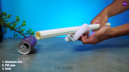 11 EASY SCIENCE EXPERIMENTS TO DO AT HOME   STATIC ELECTRICITY