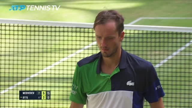 CLEAN: Medvedev overcomes Otte to reach Halle showpiece