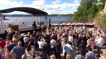 Noruega inaugura un monumento en honor a la víctimas de los atentados de Utoya