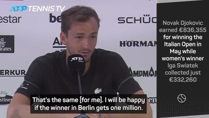 Medvedev unsure why female players are paid less