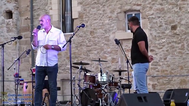 Inauguration des trompes loeil sur la facade du chateau 18 juin 2022