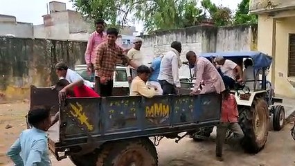 पोखर में डूबने से चाचा-भतीजे की मौत