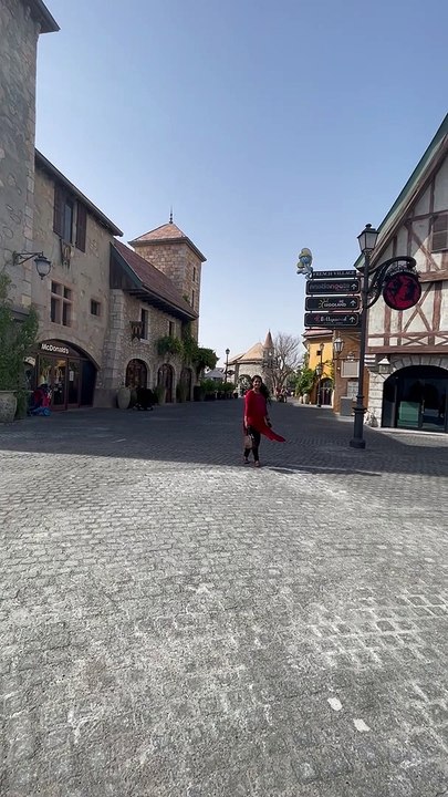 Dubai parks and resorts