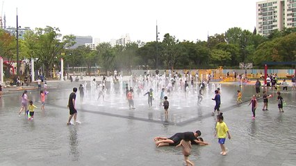 여름 문턱에 민속촌·공원 '북적'...수영장은 '여름나기' 준비 한창 / YTN