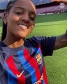 Geyse Ferreira saluda a los culés tras fichar por el Barça / FCB