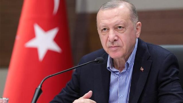 Erdoğan'dan Babalar Günü mesajı: Ömrünü ailesinin huzuruna, mutluluğuna, refahına adayan tüm babaların Babalar Günü'nü tebrik ediyorum