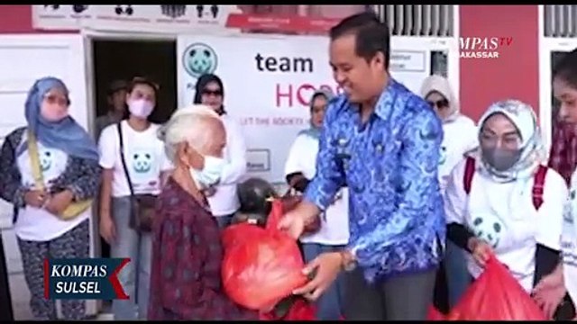 Ratusan Warga Kurang Mampu Terima Bantuan Oleh Komunitas Panda