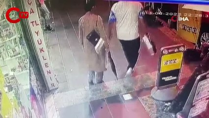 Sokaktan geçen kadına tokat attı, darbedildi!