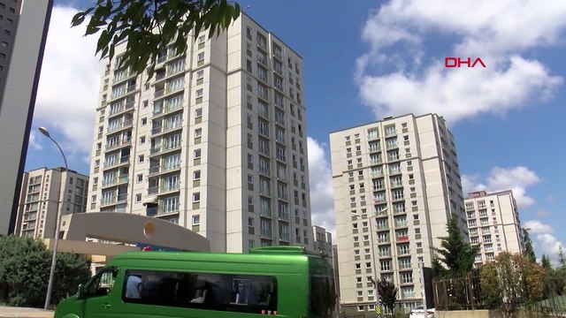 Ünlü oyuncu 15. kattaki evinin balkonundan düşerek hayatını kaybetti