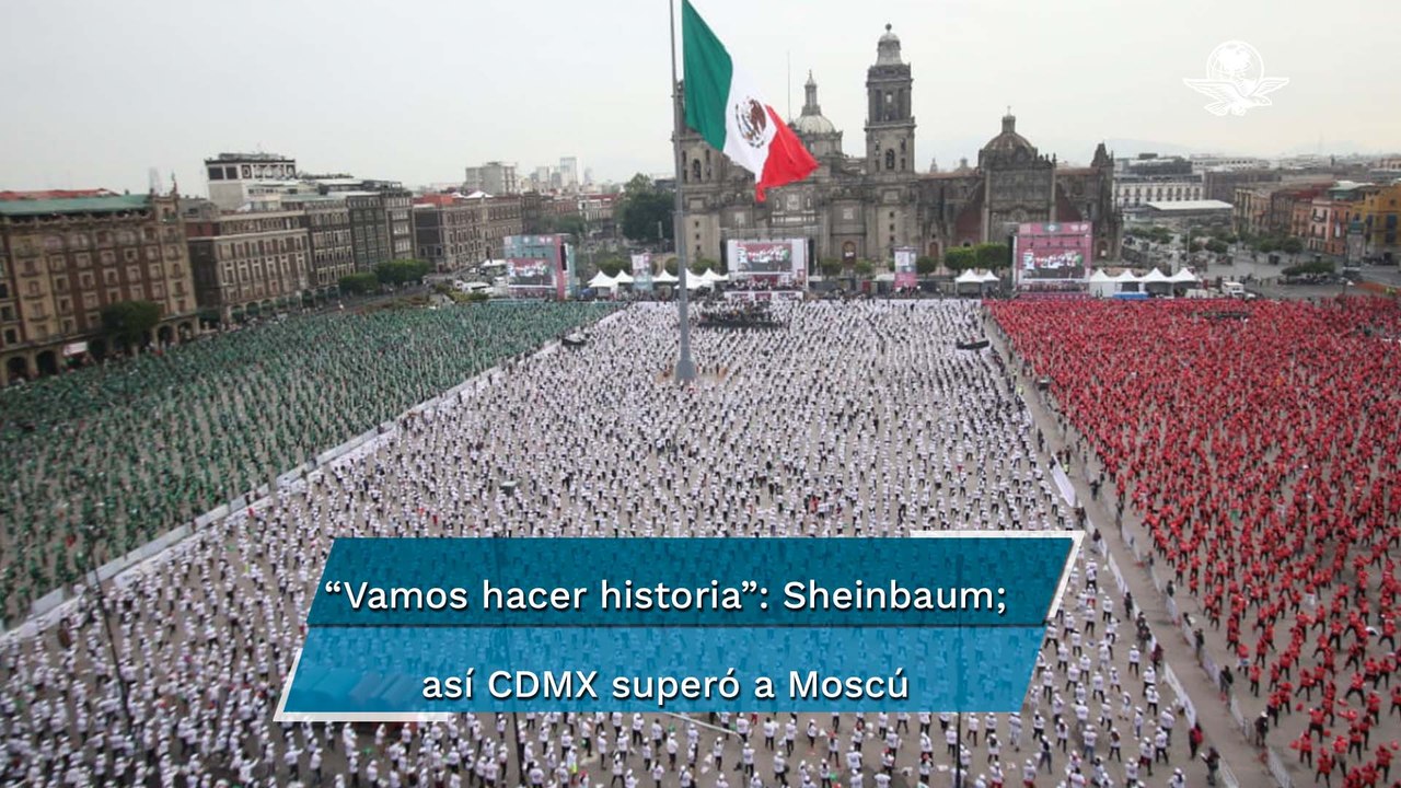 Capitalinos sueltan sus mejores jabs en el Zócalo