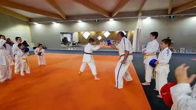 Dominique Valéra , cours enfants 5