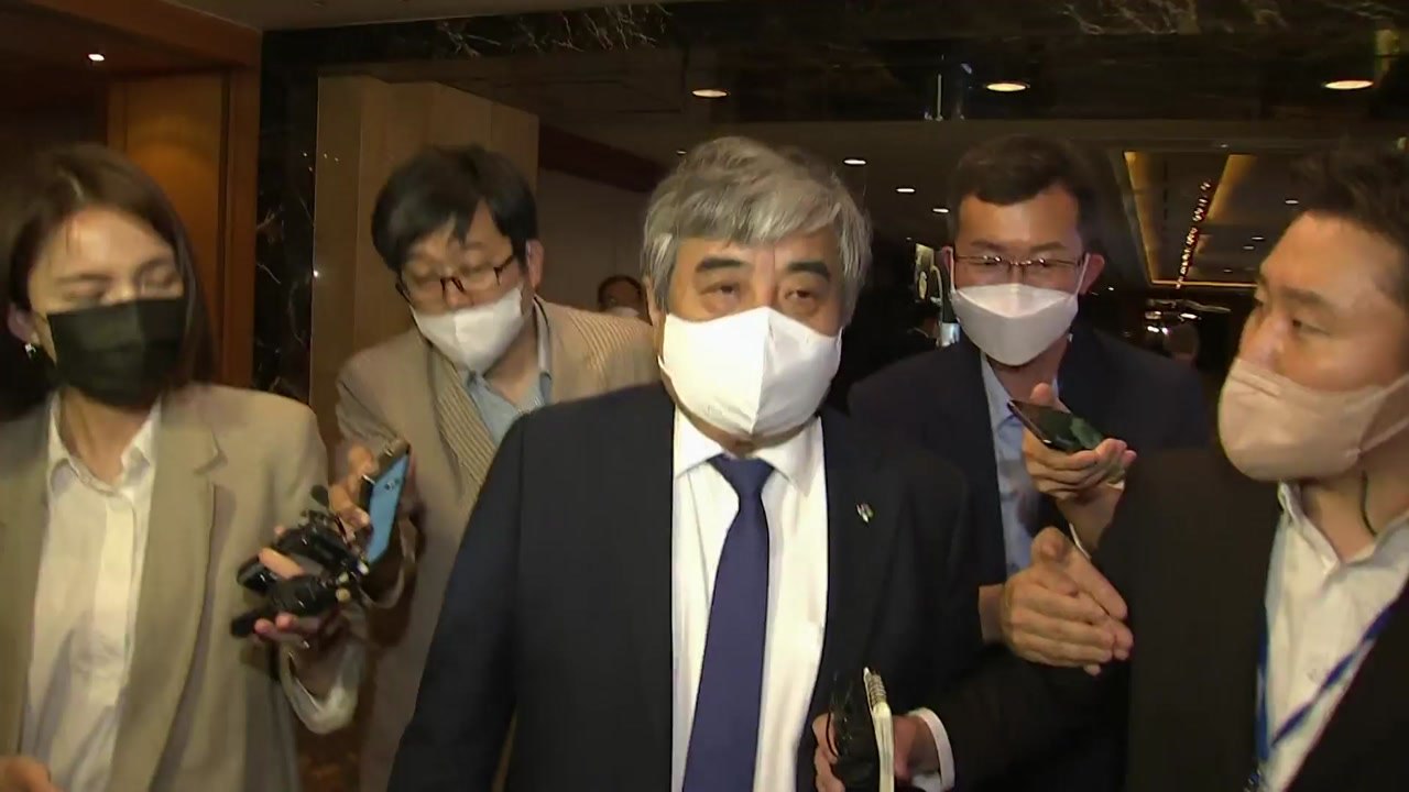 '거취 논란' 한상혁 "성실히 맡은 바 임무 수행할 것" / YTN