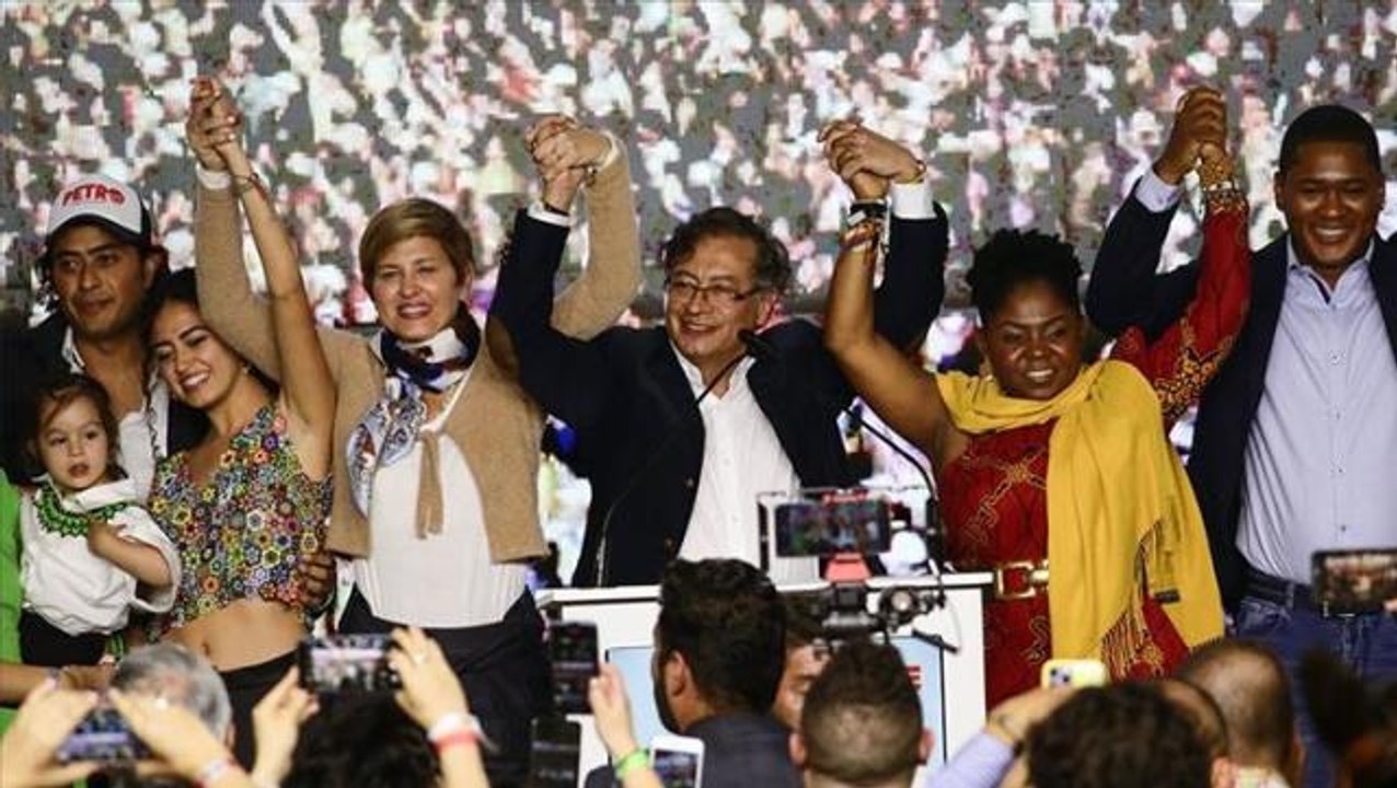 Kolombiya'da seçimler sonuçlandı! Ülkenin yeni lideri eski bir "gerilla" savaşçısı olan Gustavo Petro oldu