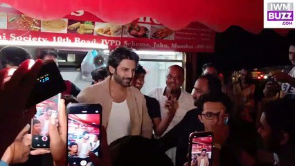 Kartik Aaryan Spotted In Juhu
