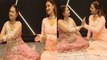 Rashmi Desai का Mother संग Indian Classical Dance Video Viral | Boldsky *Entertainment