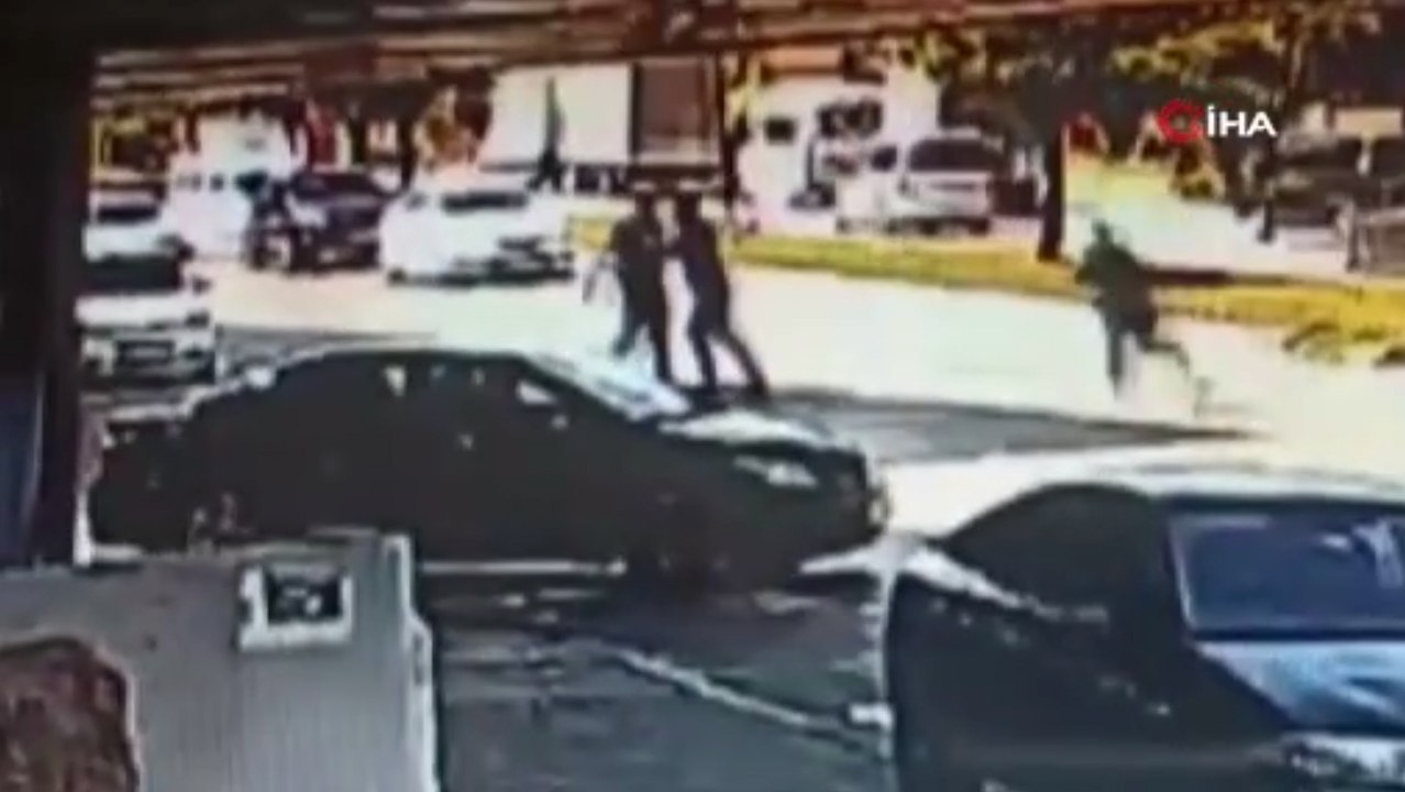 Avcılar'da cinayet anı kamerada