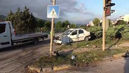 Karabük'te tır otomobille çarpıştı 3 yaralı