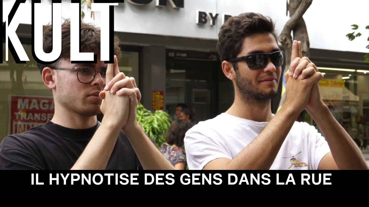 Il hypnotise des gens dans la rue