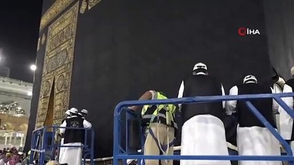 Kabe örtüsü 3 metre yukarı kaydırıldı