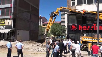 Temel kazısındaki olası faciaya karşı akıllara durgunluk veren ‘önlem’