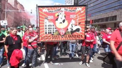 Unas 70.000 personas marchan en Bruselas para pedir más poder adquisitivo