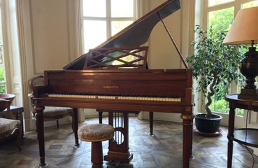 George Michael's personal piano to be auctioned off to raise money for Nordoff Robbins