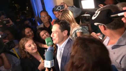 El resultado de Juanma Moreno aleja el fantasma de la coalición con Vox