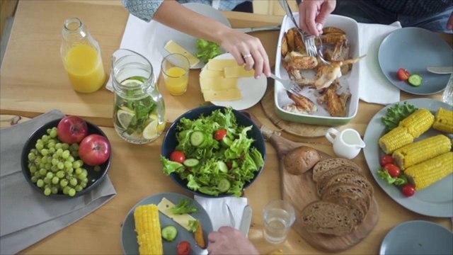 How Eating Order Can Affect How You Feel