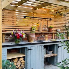Garden transformation on a budget at Newark townhouse