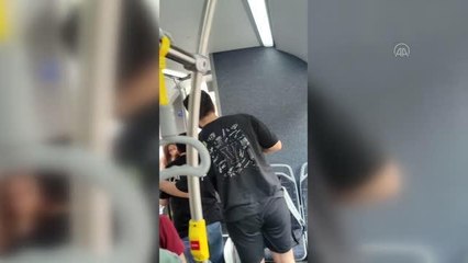 İETT yol yardım aracı, metrobüse çarptı