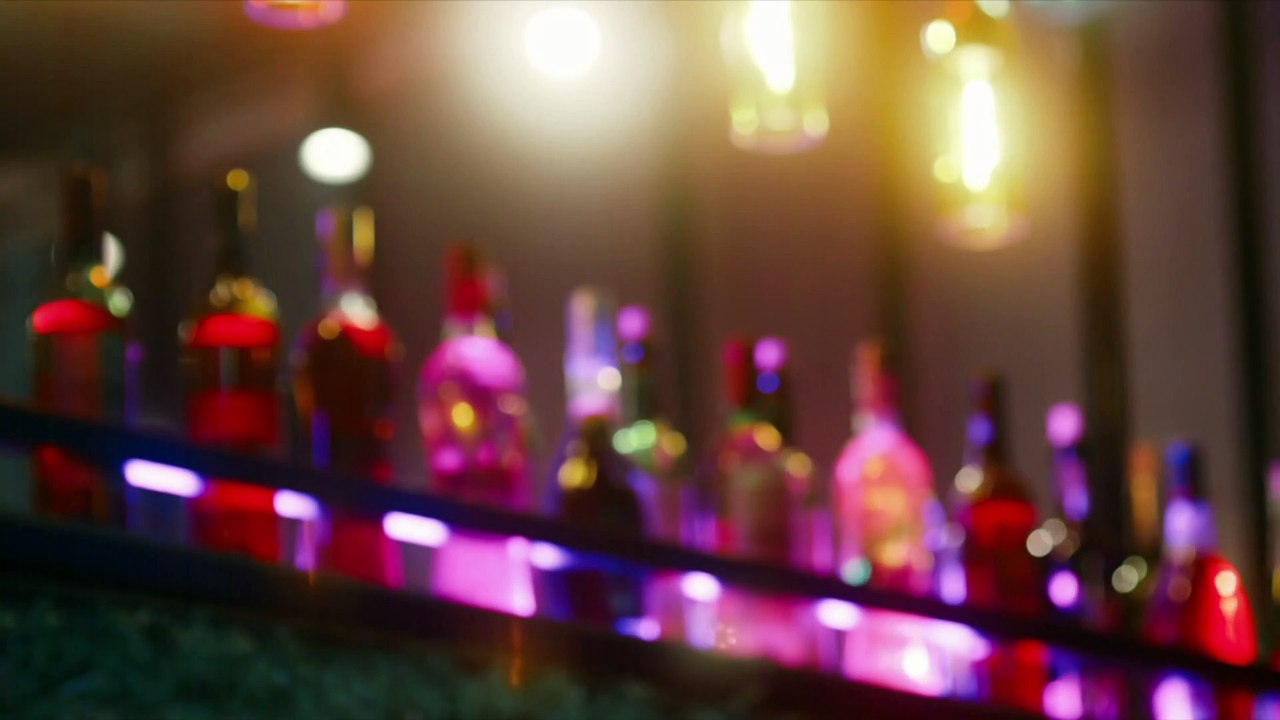 La présentatrice a rencontré un ex-petit ami connard à un rendez-vous, et les deux étaient gênés de se voir