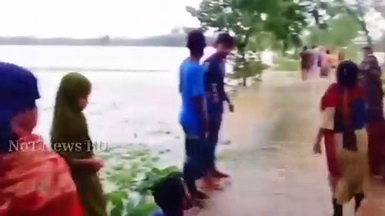 শেষ রক্ষা হলোনা! সিলেটে আরও ভয়াবহ বন্যার অবনতি।~ মূহুর্তেই ভেঙ্গে যাচ্ছে হাজার হাজার ঘরবাড়ি