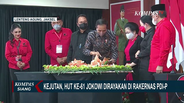Kader PDIP Kompak Beri Kejutan Ulang Tahun untuk Presiden Joko Widodo
