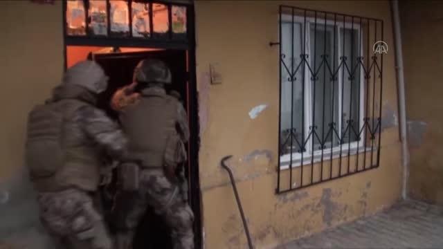 İstanbul merkezli DEAŞ operasyonunda 4 şüpheli gözaltına alındı