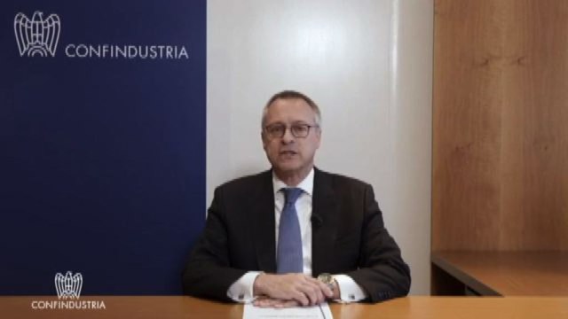 Bonomi: sosteniamo il governo, serve tetto Ue al prezzo del gas