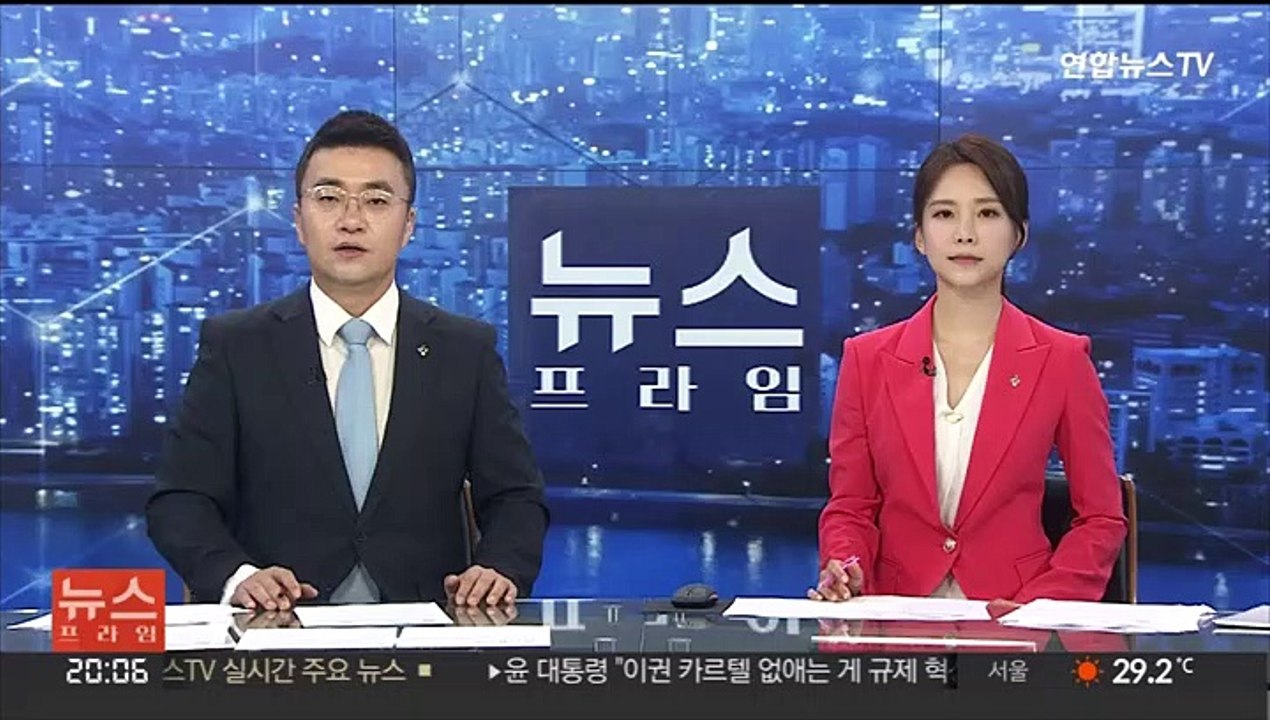 9,310명 신규 확진…전국민 4차 접종도 검토