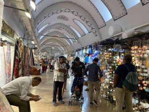 Son dakika haber! Suudi Arabistan'ın Türkiye'ye seyahat yasağını kaldırma kararı Kapalıçarşı esnafını sevindirdi