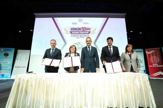 Gaziantep'te meslek liseleri halk ekmek üretecek