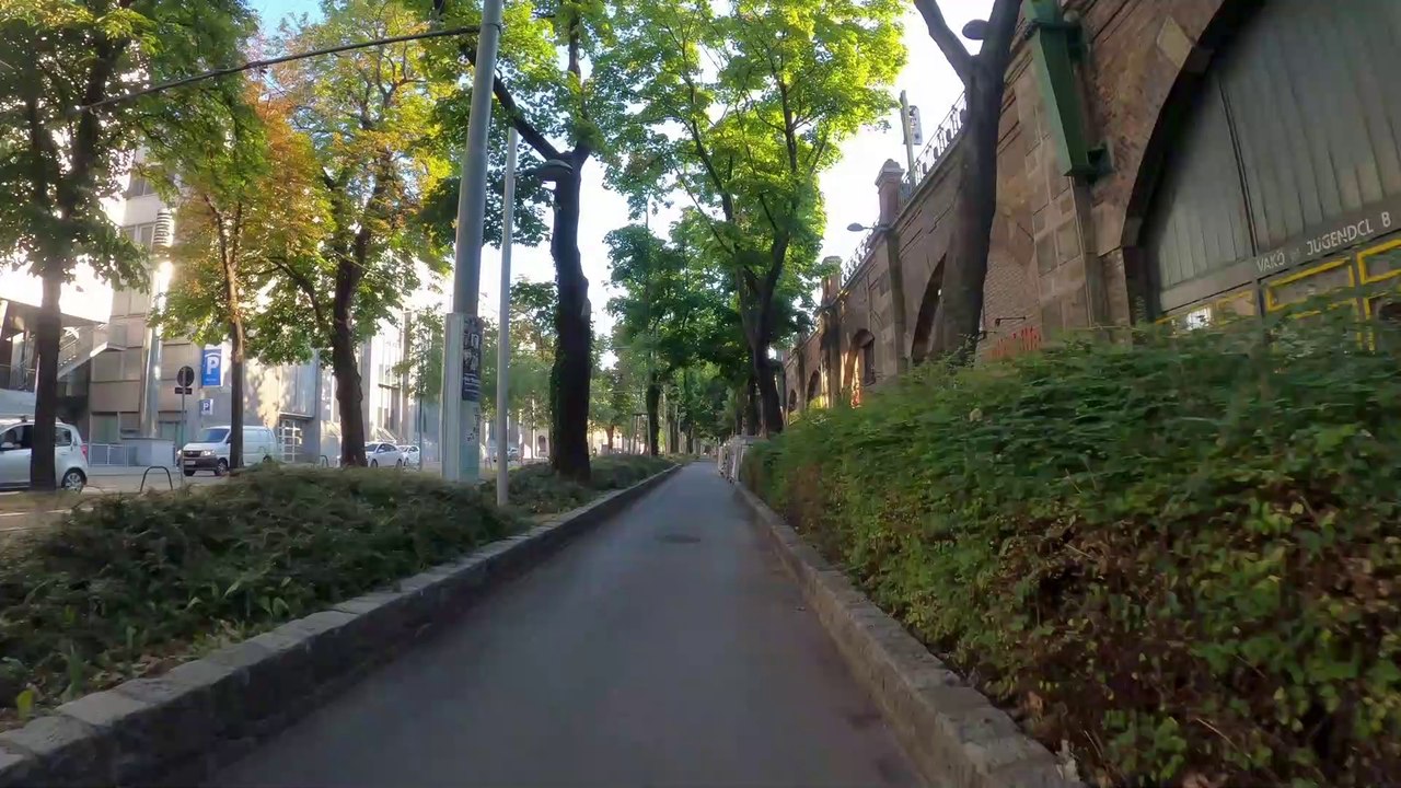 Wien am Rad: Gürtelradweg (U6 Währingerstraße bis Nussdorferstrasse) frühmorgens
