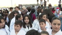 Bakan Kasapoğlu, Esenler Gençlik Merkezi'nin açılışına katıldı