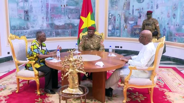 Burkina Faso : colonel Damiba déroule le tapis rouge devant Kaboré