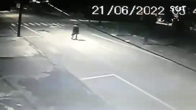 Câmera de segurança registra furto de fios no Bairro Parque São Paulo