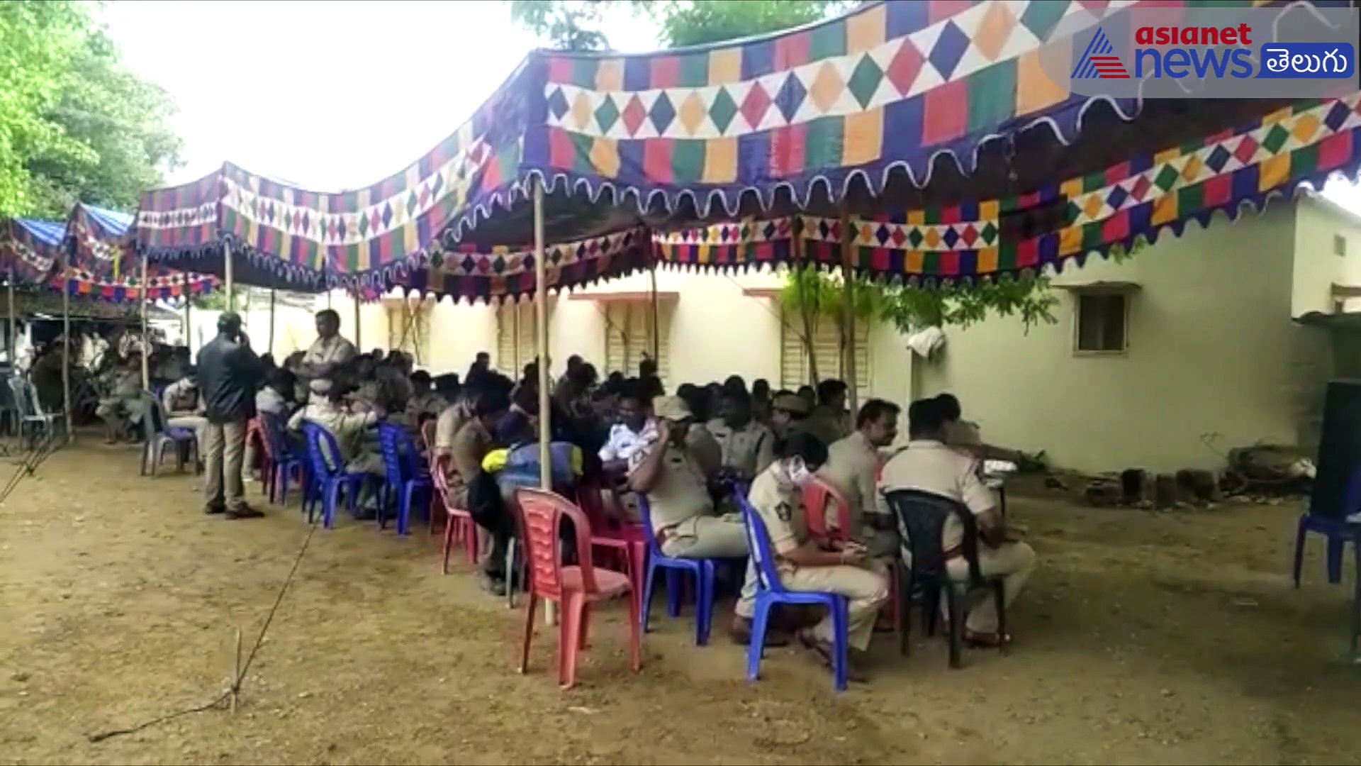 టిడిపి 'ఛలో కంతేరు' ఉద్రిక్తత ... మాజీ మంత్రులు ఆనంద్ బాబు, దేవినేని ఉమ హౌస్ అరెస్ట్   