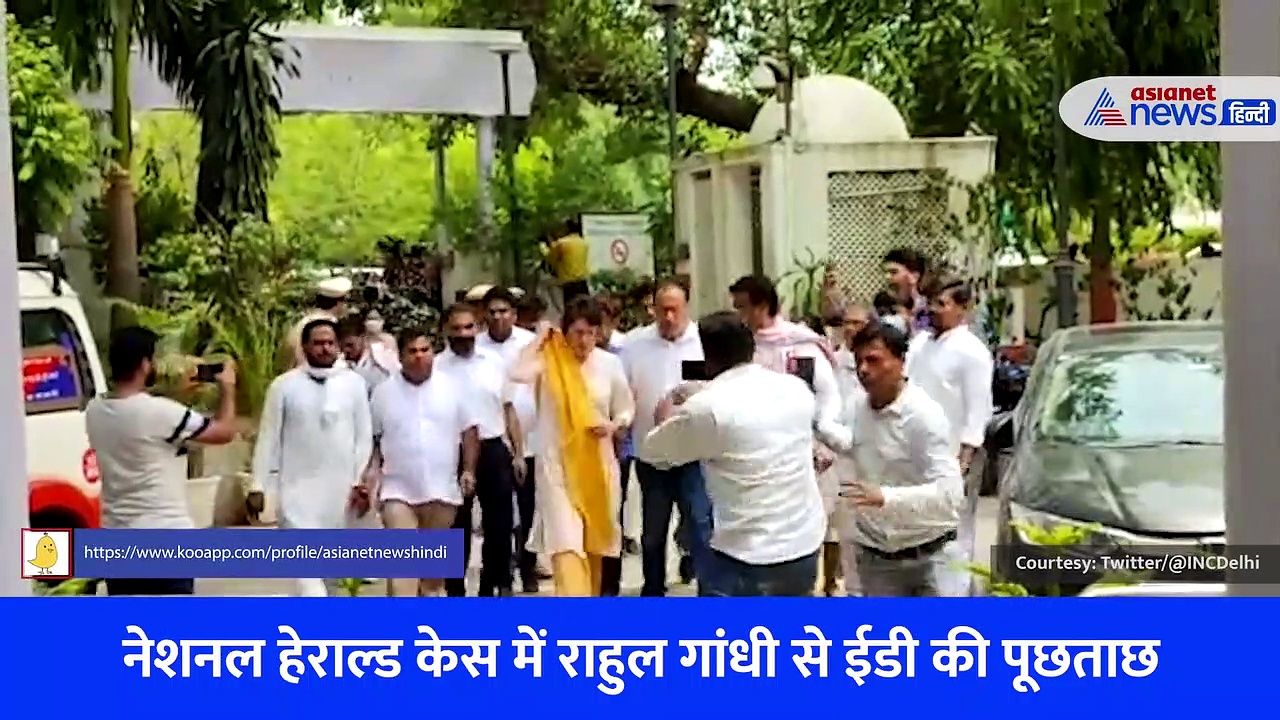 थाने में कांग्रेस का प्रदर्शन... जमीन पर बैठे तालियां बजाकर गाया भजन, प्रियंका गांधी मिलने पहुंची 