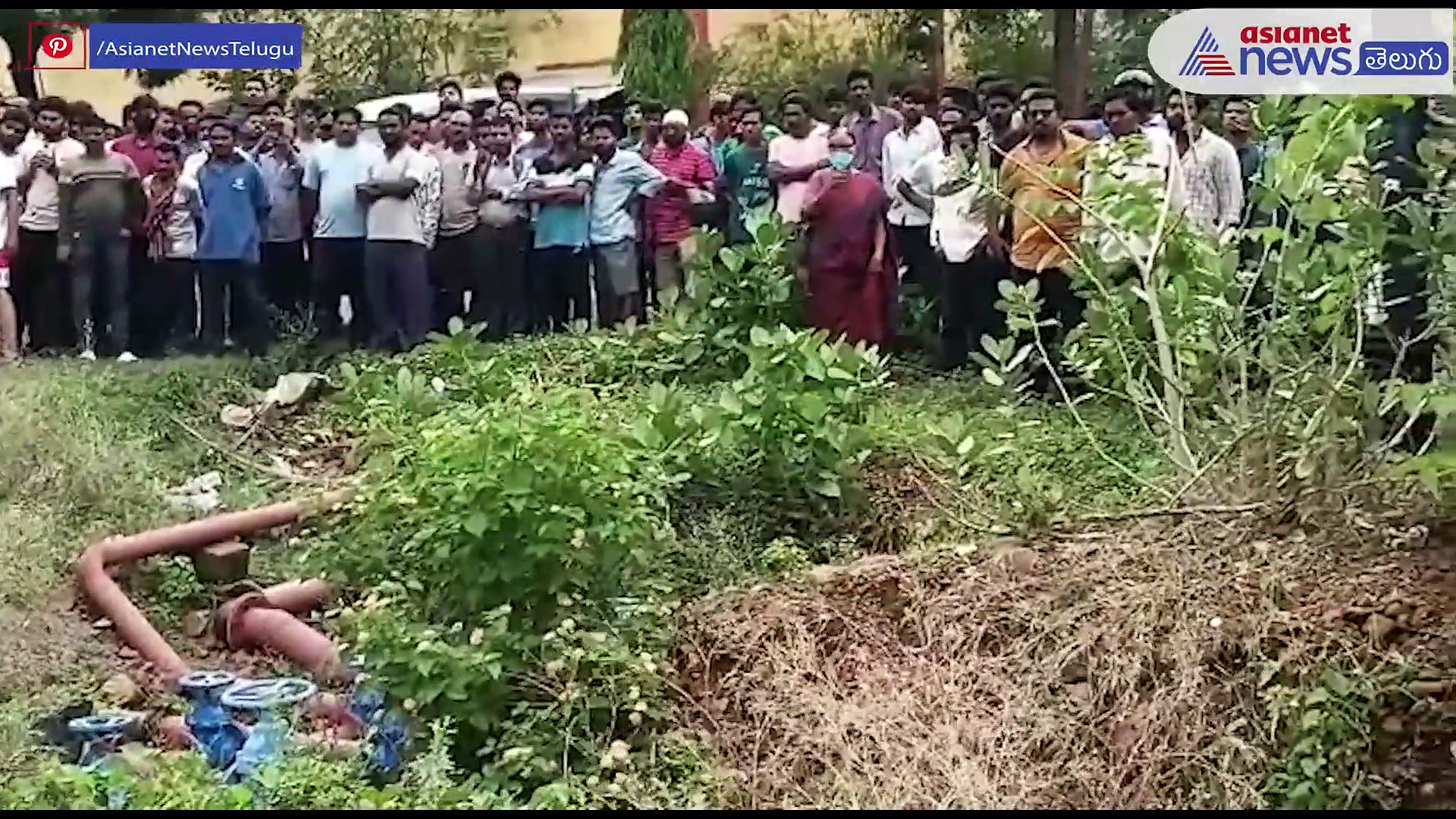 విశాఖలో దారుణం... మద్యం మత్తులో స్నేహితున్ని నరికిచంపిన యువకులు (సిసి ఫుటేజి) 