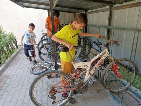 Beylikdüzü’nde bir siteden 30 bin TL değerinde 4 bisiklet çaldı